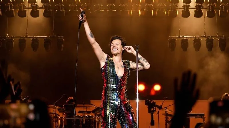 Harry Styles walking the arena catwalk during the Together, Together tour